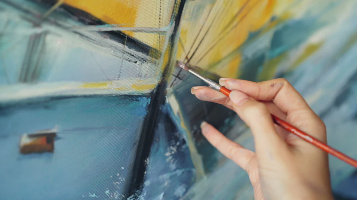 Mani che dipingono una tela: fotografia illustrativa di un’attività artistica.