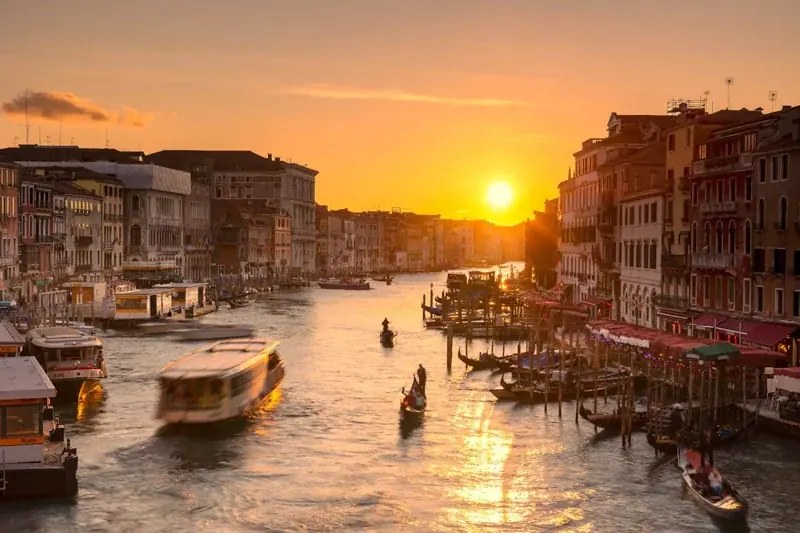 Tramonto sul Canal Grande visto dal ponte di Rialto